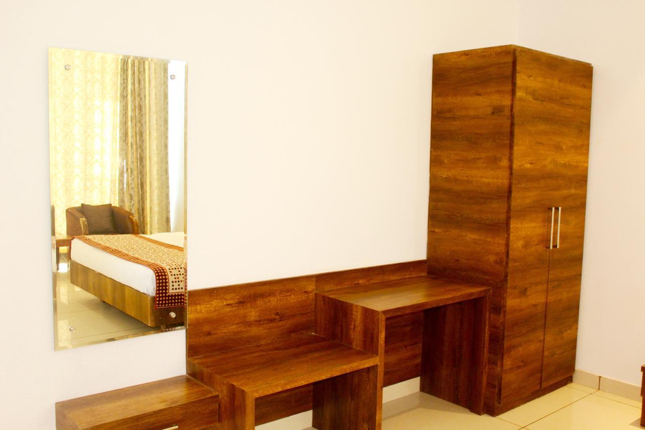 Le Garden Resort Jammu Exterior foto